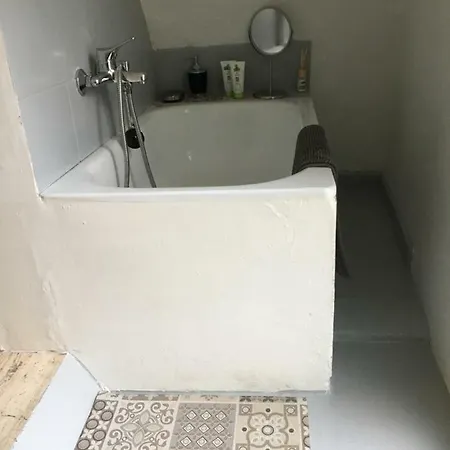 Mini Flat Wifi Apartman